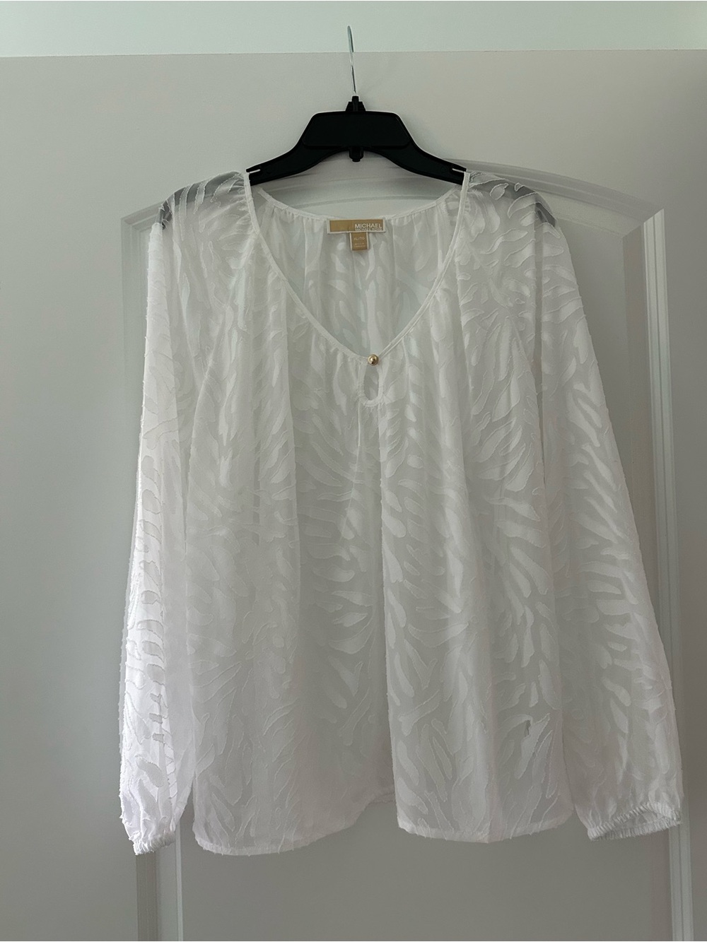 Michael Kors White Sheer Textured V-Neck Blouse with Button